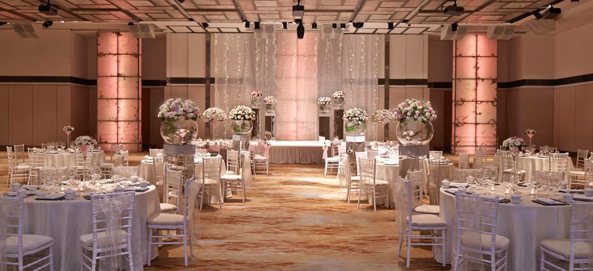 Singapore Marriott Tang Plaza Hotel Ballroom decorated for wedding